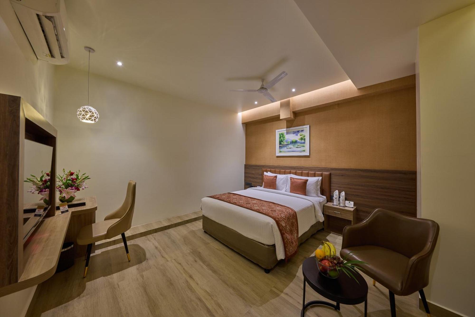 Grand Continent Mysore A Sarovar Portico Affiliate Hotel Екстериор снимка
