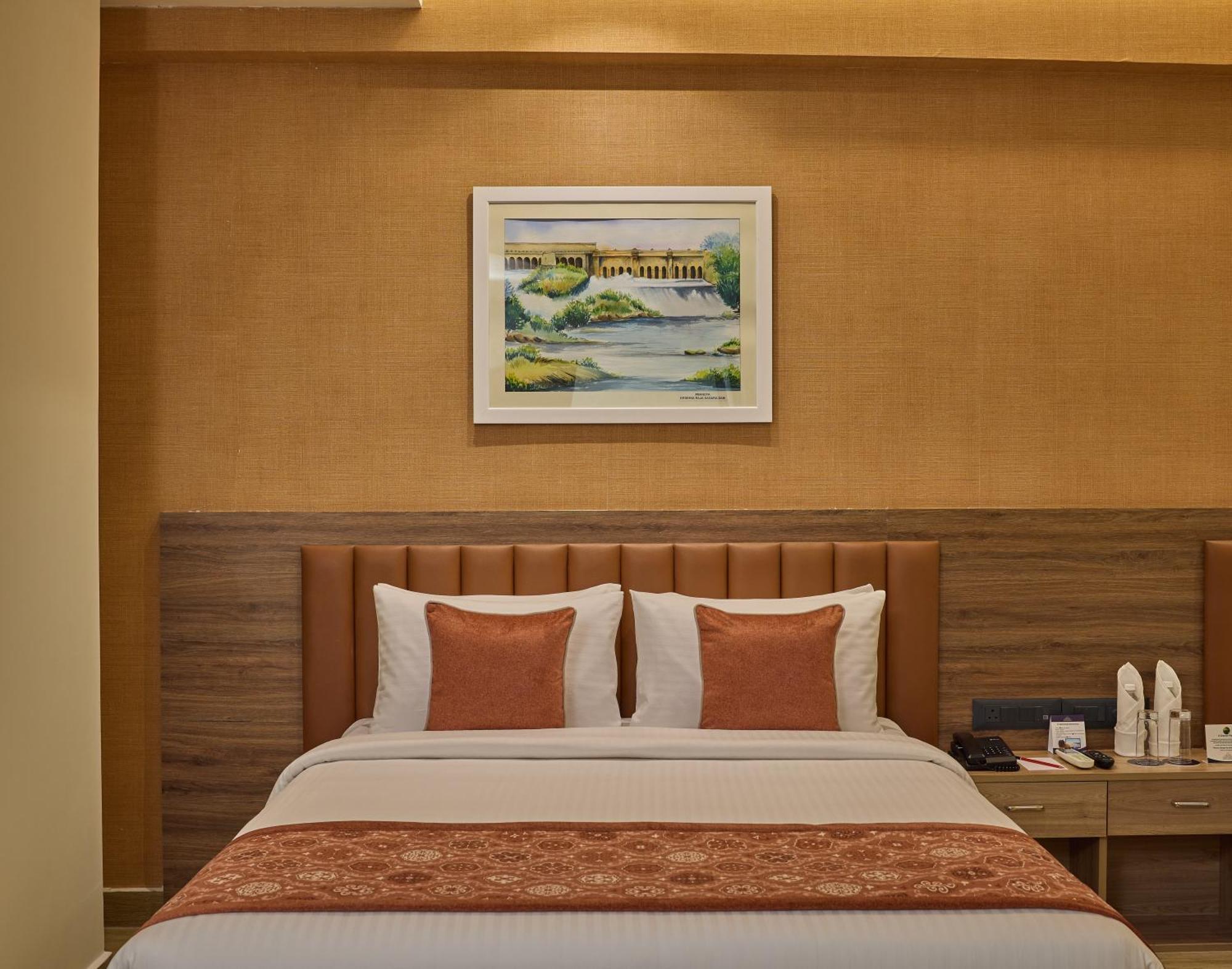 Grand Continent Mysore A Sarovar Portico Affiliate Hotel Екстериор снимка